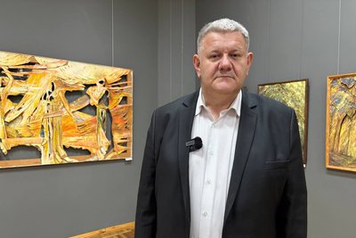 В Житомирі відкрили виставку картин зниклого безвісти художника-військовослужбовця Сергія Носка