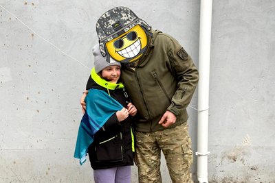 Жителі Первомайщини передали автомобіль для миколаївської бригади Жителі Первомайщини передали автомобіль для миколаївської бригади