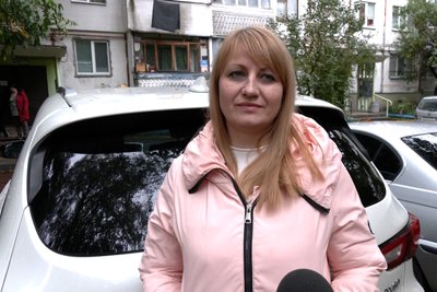 У Житомирі невідомі пошкодили автівки у дворі: поліцейські проводять перевірку У Житомирі невідомі пошкодили автівки у дворі: поліцейські проводять перевірку