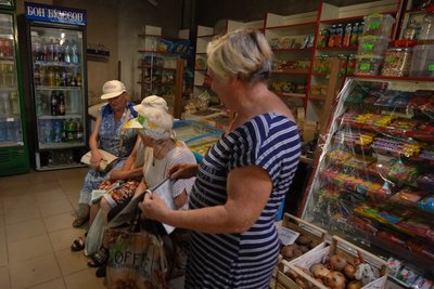 Після великої води: як відновлюється життя у Корабельному районі Херсона