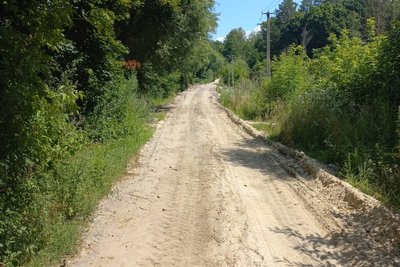 У громаді на Житомирщині відновили переправу через річку, яку змили дощі У громаді на Житомирщині відновили переправу через річку, яку змили дощі