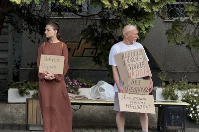 27-й день поспіль в Ужгороді триває мирна акція на підтримку Михайла Федорова 27-й день поспіль в Ужгороді триває мирна акція на підтримку Михайла Федорова