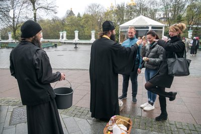 Великоднє богослужіння УПЦ (МП) у Києво-Печерській Лаври, 16 квітня 2023 року