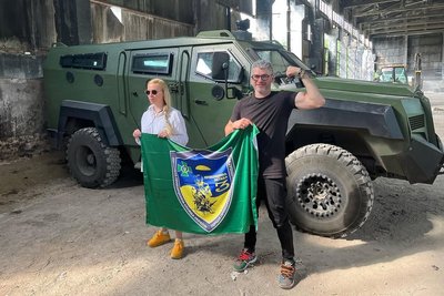 "Я ніколи не буду політиком": інтерв'ю зі співаком Арсеном Мірзояном| Свої люди "Я ніколи не буду політиком": інтерв'ю зі співаком Арсеном Мірзояном| Свої люди