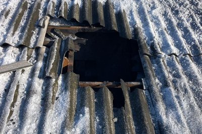 Батько пораненої дівчинки у Великій Чернеччині розповів про російську атаку Батько пораненої дівчинки у Великій Чернеччині розповів про російську атаку