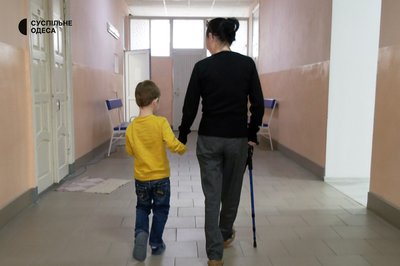 "Недопалки гасили йому в обличчя": історія вбивства жінки і катування її 3-річного сина в окупації "Недопалки гасили йому в обличчя": історія вбивства жінки і катування її 3-річного сина в окупації