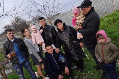 День ромів — родина Сіладі на Волині, традиції ромів День ромів — родина Сіладі на Волині, традиції ромів