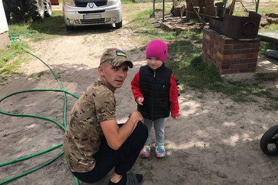 У родині азовця Володимира Дубровця з Житомирщини, який взяв під опіку вісьмох дітей, народився син У родині азовця Володимира Дубровця з Житомирщини, який взяв під опіку вісьмох дітей, народився син