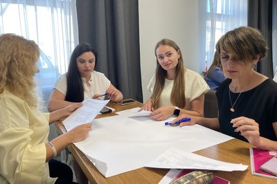 У Житомирі жінки з різних областей України взяли участь у воркшопі з питань миробудування У Житомирі жінки з різних областей України взяли участь у воркшопі з питань миробудування