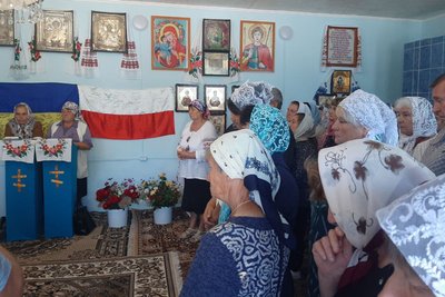 Провели першу літургію у день престольного свята: на Вінниччині громада власними силами облаштувала храм Провели першу літургію у день престольного свята: на Вінниччині громада власними силами облаштувала храм
