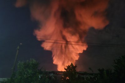 Вісім КАБів на Суми: що розповіли очевидці російського обстрілу Вісім КАБів на Суми: що розповіли очевидці російського обстрілу