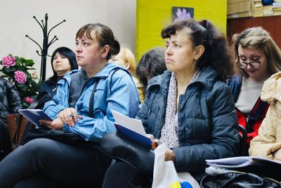 "Людина біжить, кричить і горить", — переселенка з Херсона Олена Катренко про життя в окупації "Людина біжить, кричить і горить", — переселенка з Херсона Олена Катренко про життя в окупації