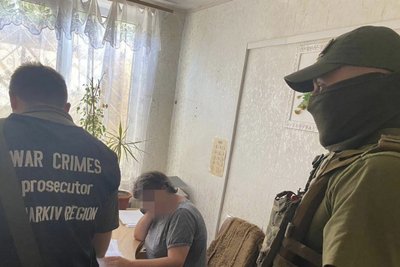 Чотирьох працівників Куп'янської міськради підозрюють у співпраці з росіянами. Після звільнення Куп'янська держслужбовці повернулися на свої посади у раді.