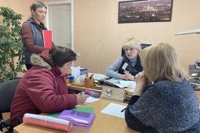Мама волонтера Антона Хрустальова Галина Гавриленко