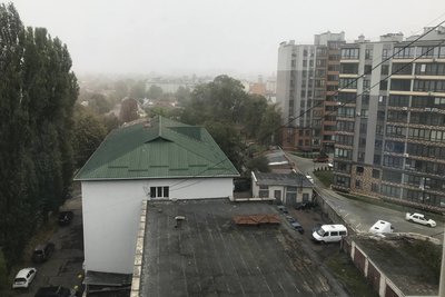 Густий туман у Житомирі: коментар синоптиків Густий туман у Житомирі: коментар синоптиків