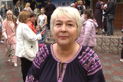 У школах Хмельниччини відбулося свято останнього дзвоника: скільки учнів випустилося У школах Хмельниччини відбулося свято останнього дзвоника: скільки учнів випустилося