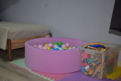 В Коростені на Житомирщині відкрили кризову кімнату для постраждалих від домашнього насильства В Коростені на Житомирщині відкрили кризову кімнату для постраждалих від домашнього насильства