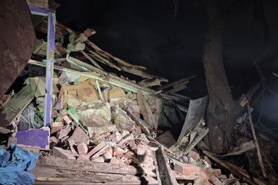 Вісім КАБів на Суми: що розповіли очевидці російського обстрілу Вісім КАБів на Суми: що розповіли очевидці російського обстрілу