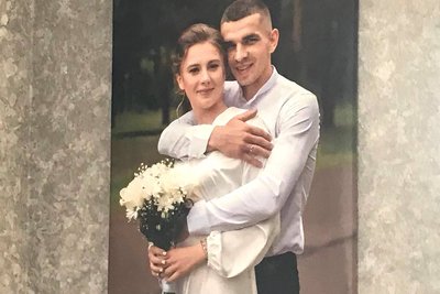 У родині азовця Володимира Дубровця з Житомирщини, який взяв під опіку вісьмох дітей, народився син У родині азовця Володимира Дубровця з Житомирщини, який взяв під опіку вісьмох дітей, народився син