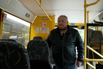 Громадам Житомирщини передали 27 шкільних автобусів Громадам Житомирщини передали 27 шкільних автобусів