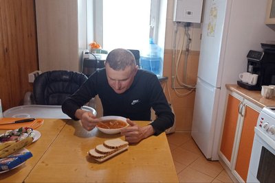 "Полон — це пекло, я був там 34 місяці" — військовий медик Анатолій Пляшник "Полон — це пекло, я був там 34 місяці" — військовий медик Анатолій Пляшник