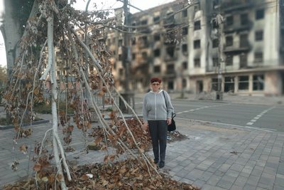 "Для мене — це оберіг": переселенка з Донеччини вивезла з окупації вишиванки та переїхала до Луцька "Для мене — це оберіг": переселенка з Донеччини вивезла з окупації вишиванки та переїхала до Луцька