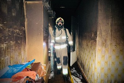 Пожежа у квартирі на шостому поверсі дев'ятиповерхівки у Житомирі: загинули дві людини Пожежа у квартирі на шостому поверсі дев'ятиповерхівки у Житомирі: загинули дві людини