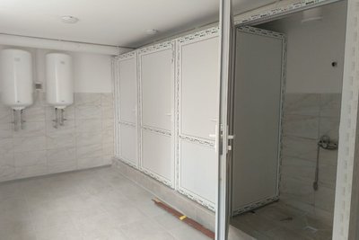 У селищі на Житомирщині облаштовують гуртожиток для переселенців У селищі на Житомирщині облаштовують гуртожиток для переселенців