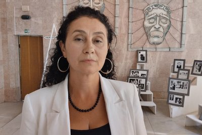 Одеський театр юного глядача на гастролях у Житомирі показав виставу "Молочайник" Одеський театр юного глядача на гастролях у Житомирі показав виставу "Молочайник"