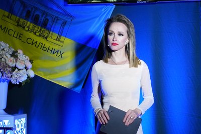 "Кава з ароматом перемоги": херсонський театр презентував концертну програму "Кава з ароматом перемоги": херсонський театр презентував концертну програму