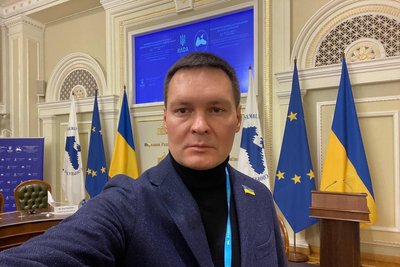 Євген Пивоваров