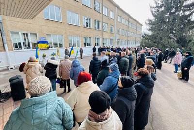 У Чорноморську відкрили меморіальну дошку захиснику Станіславу Кіпотю У Чорноморську відкрили меморіальну дошку захиснику Станіславу Кіпотю
