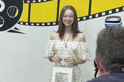 У Дніпрі нагородили переможців диктанту до Дня Конституції України У Дніпрі нагородили переможців диктанту до Дня Конституції України