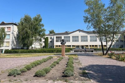 У Житомирі в 2026 році не добрали 280 першокласників — у чому причина У Житомирі в 2026 році не добрали 280 першокласників — у чому причина
