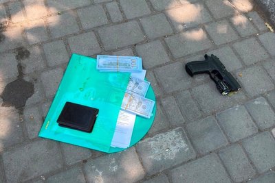 За 23 тисячі доларів обіцяв непридатність до служби: в Одесі офіцеру оголосили підозру За 23 тисячі доларів обіцяв непридатність до служби: в Одесі офіцеру оголосили підозру