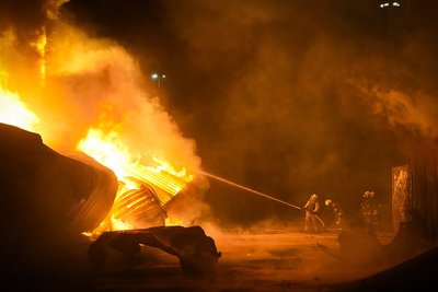 РФ атакувала портову інфраструктуру на Одещині: пошкоджено склади та ангари РФ атакувала портову інфраструктуру на Одещині: пошкоджено склади та ангари