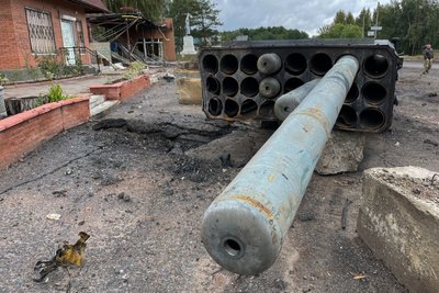 Ізюм, підбита техніка окупантів Ізюм, підбита техніка окупантів