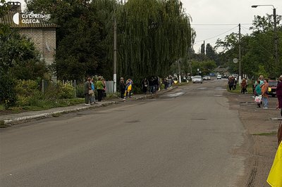 Родина шукала майже два роки: на Одещині живим коридором зустріли військового Олега Чокана Родина шукала майже два роки: на Одещині живим коридором зустріли військового Олега Чокана