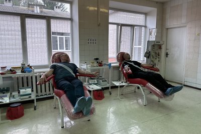 Напередодні Всесвітнього дня донора в Житомирському обласному центрі крові провели 100 донацій Напередодні Всесвітнього дня донора в Житомирському обласному центрі крові провели 100 донацій