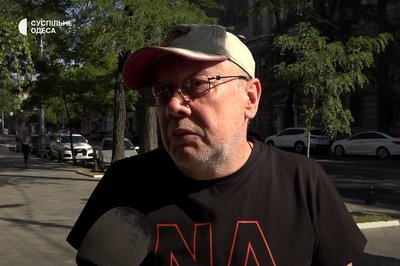 "Псував весь вид": що думають одесити про руйнування готелю на морвокзалі після влучання ракети "Псував весь вид": що думають одесити про руйнування готелю на морвокзалі після влучання ракети