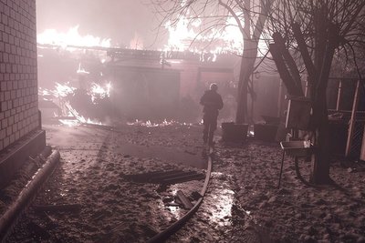 У перший день Нового року на Житомирщині горіла лазня — пожежу гасили понад 4 години У перший день Нового року на Житомирщині горіла лазня — пожежу гасили понад 4 години