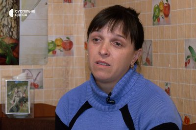 Родина з Одещини чекає з фронту зниклого безвісти батька Родина з Одещини чекає з фронту зниклого безвісти батька