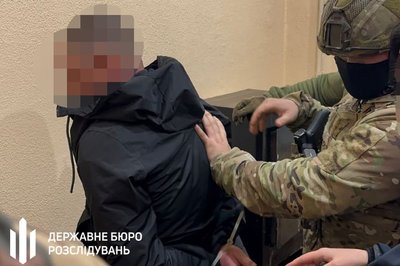 затримували чоловіків на блокпостах та вимагали гроші за відстрочку від мобілізації затримували чоловіків на блокпостах та вимагали гроші за відстрочку від мобілізації