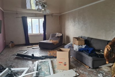Обстріли у Сонячному на Житомирщині — як відновлюватимуть зруйноване житло та коли платитимуть компенсацію Обстріли у Сонячному на Житомирщині — як відновлюватимуть зруйноване житло та коли платитимуть компенсацію