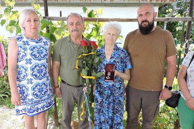 В Одеській області посмертно нагородили орденом військового, що загинув на Донеччині В Одеській області посмертно нагородили орденом військового, що загинув на Донеччині