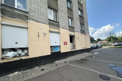 "Нас ніхто не запитував" — у Житомирі жителі багатоповерхівки протестують проти ремонту магазину "Нас ніхто не запитував" — у Житомирі жителі багатоповерхівки протестують проти ремонту магазину