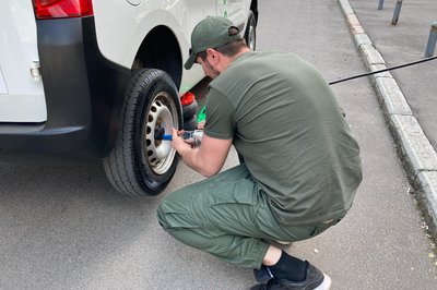 Харківські конструктори зробили майстерню на колесах для відновлення військової техніки Харківські конструктори зробили майстерню на колесах для відновлення військової техніки