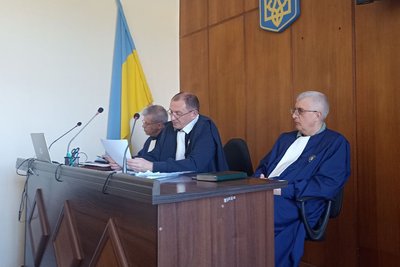 Запобіжні заходи і допит потерпілих: в Житомирі триває судовий процес над 10 чоловіками з Коростишева Запобіжні заходи і допит потерпілих: в Житомирі триває судовий процес над 10 чоловіками з Коростишева