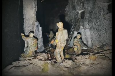 Одеський школяр створив діораму, присвячену героям "Азовсталі" Одеський школяр створив діораму, присвячену героям "Азовсталі"