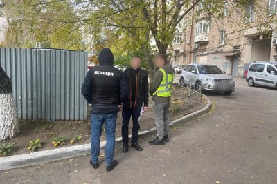 Двох посадовців та підприємця на Житомирщині підозрюють у незаконній вирубці лісу на охоронній території